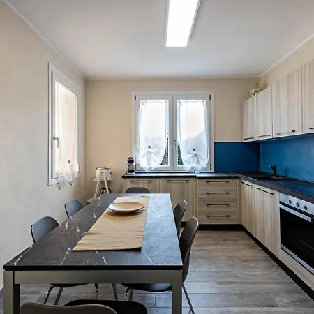 La Suggestiva Residenza Ortaia San Felice del Benaco