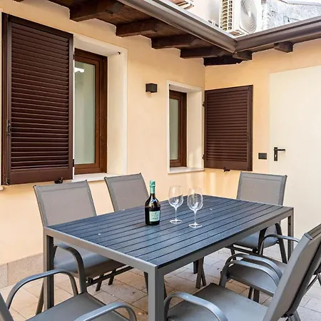 La Suggestiva Residenza Ortaia *